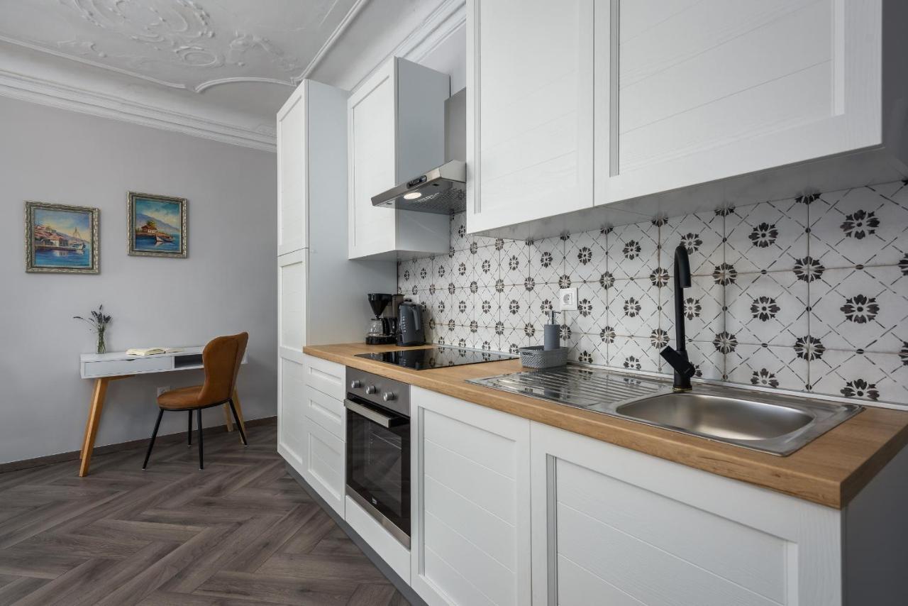 Premium Apartment Daka โปเรช ภายนอก รูปภาพ